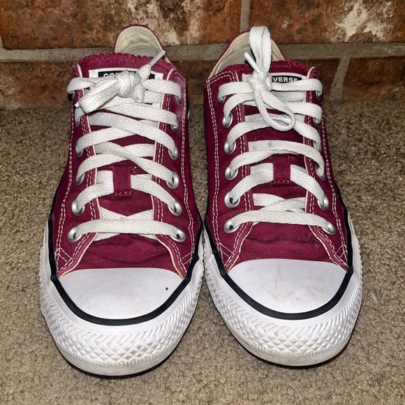 Red converse great condition - Picture 3 of 7